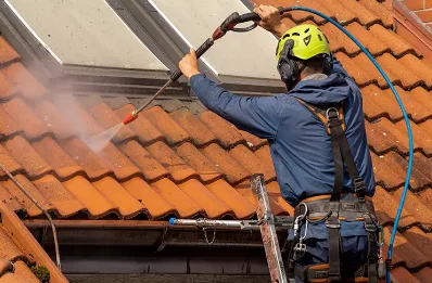 Démoussage et hydrofuge de toiture à Lebeuville